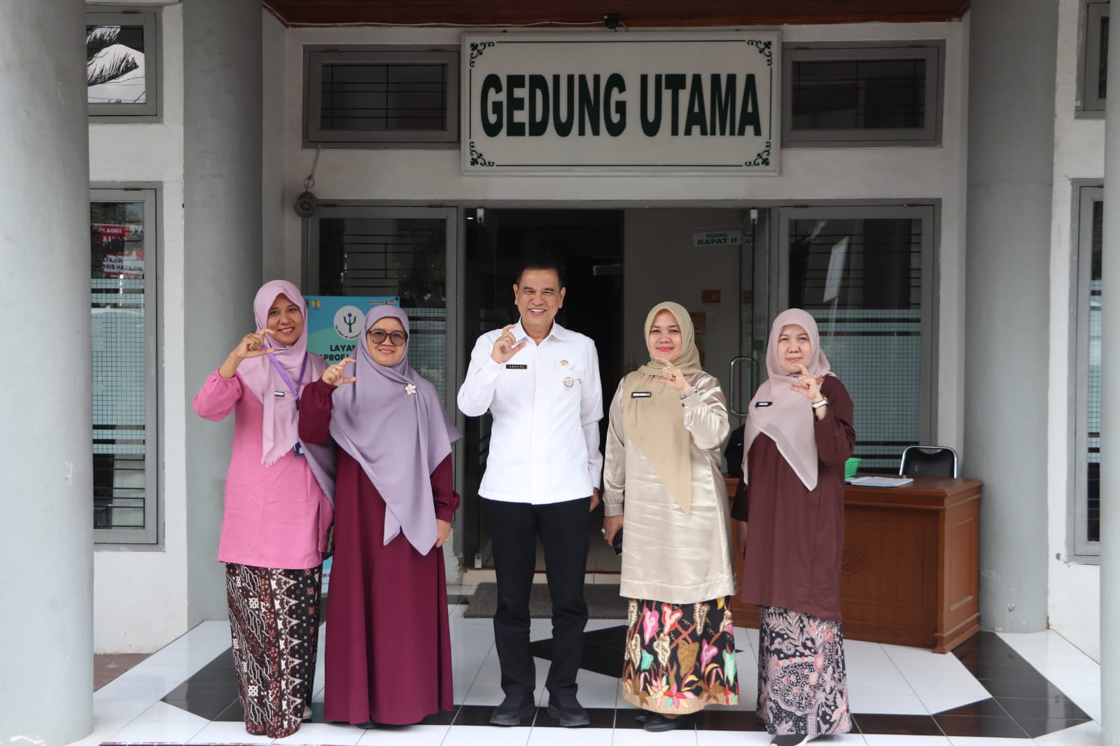 Komitmen Wujudkan Transparansi Informasi, RSJ Prof. HB. Saanin Terima Kunjungan Studi Tiru PPID dari Dinkes Sumbar