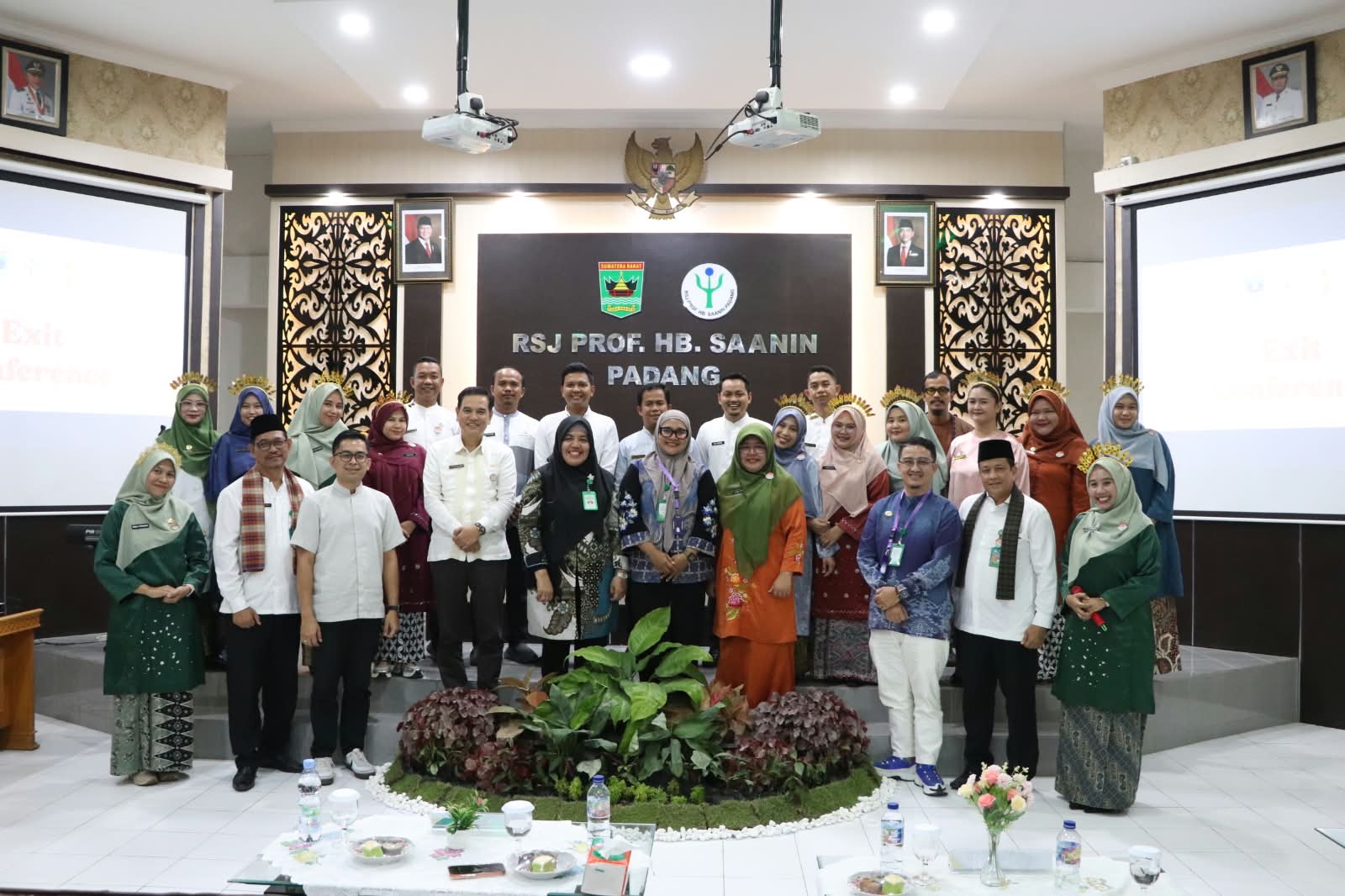 Rampungkan Seluruh Rangkaian Survei, RSJ Prof. H.B. Saanin Gelar Exit Conference Bersama Tim Surveior LARS DHP