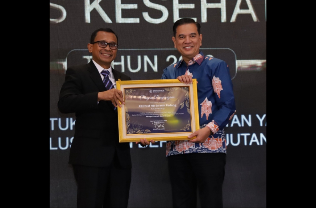 Penghargaan Peringkat Kedua Fasilitas Kesehatan Berkomitmen dalam Pelayanan Kesehatan Program JKN Tingkat Nasional Tahun 2026 Kategori Rumah Sakit Khusus